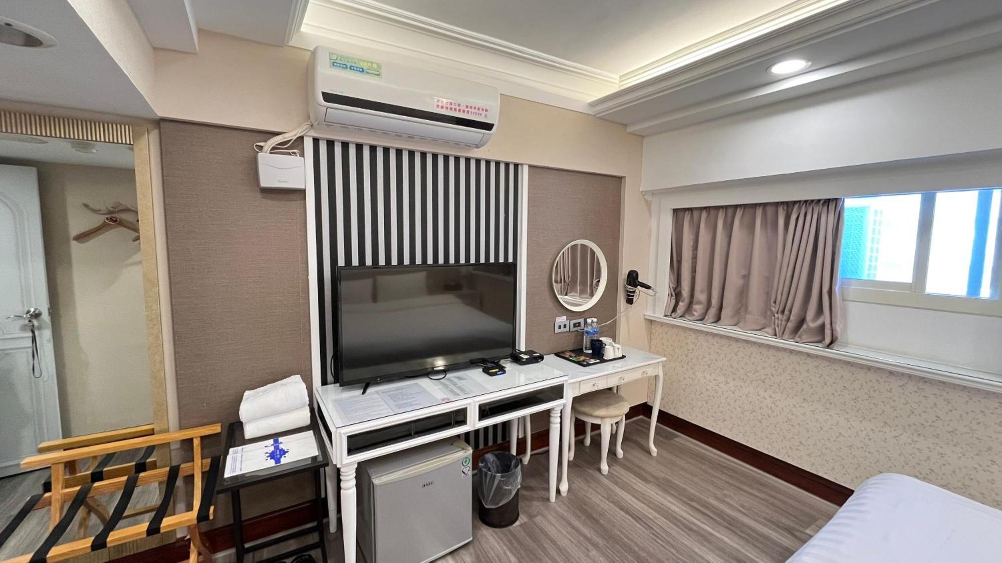 Migo Hotel Taizhong Zewnętrze zdjęcie